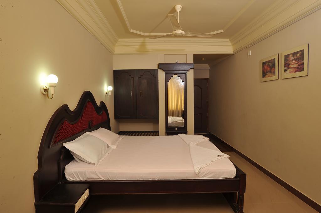 Indraprastha Beach Resort Varkala Exterior photo
